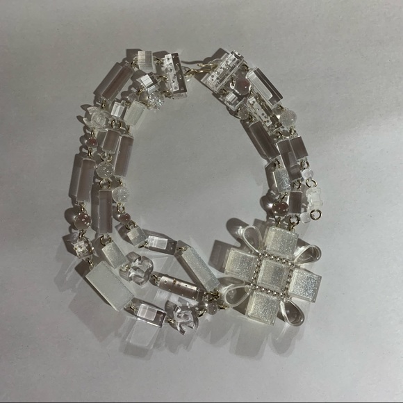 RARE! auth CHANEL triple strand CC logo Italian Resin STATEMENT bib NECKLACE A94 - Picture 3 of 16